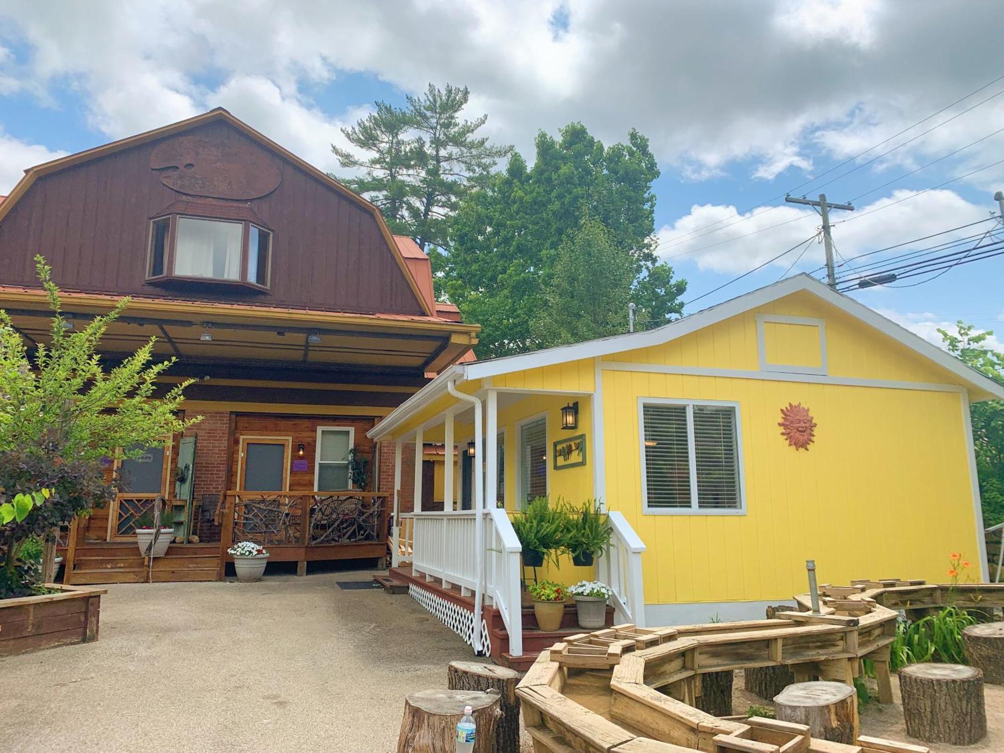 The Iris Garden Downtown Cottages And Suites Нэшвилл Номер фото