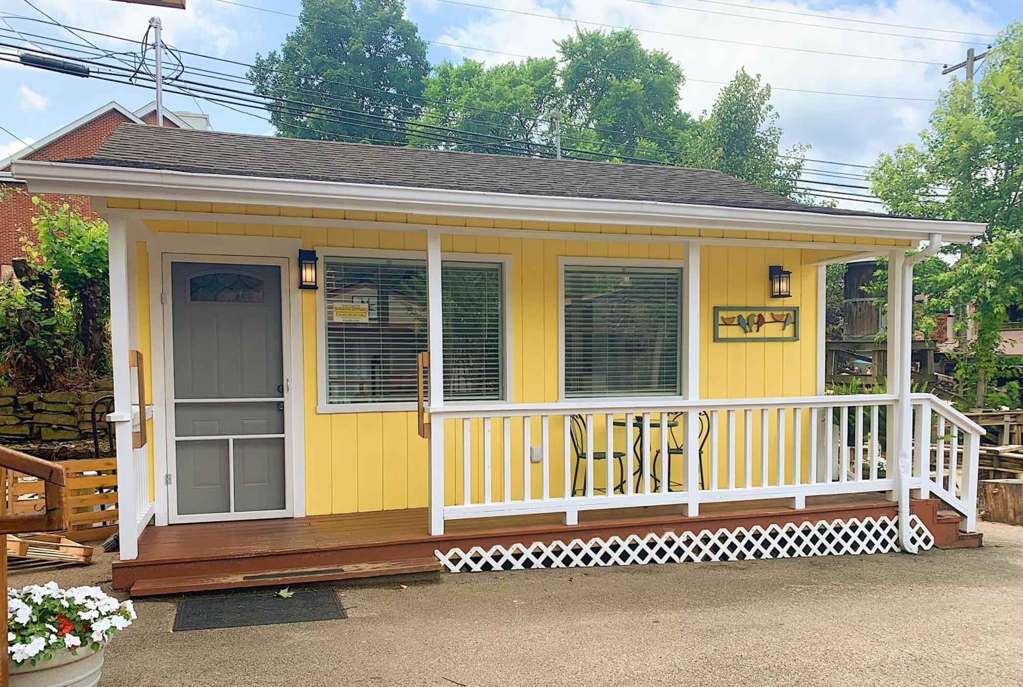 The Iris Garden Downtown Cottages And Suites Нэшвилл Номер фото
