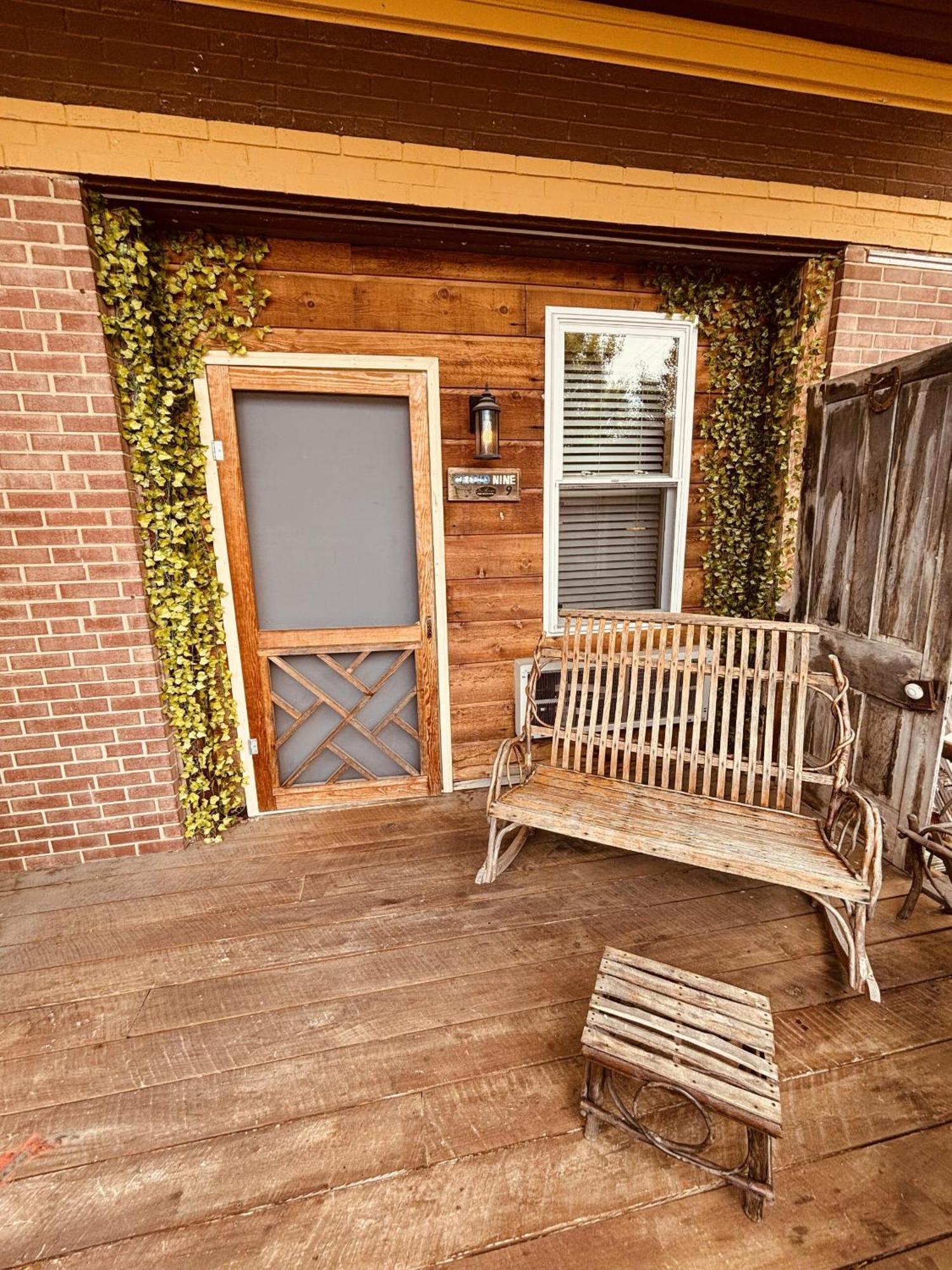 The Iris Garden Downtown Cottages And Suites Нэшвилл Номер фото