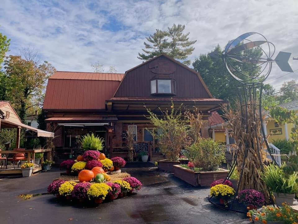 The Iris Garden Downtown Cottages And Suites Нэшвилл Экстерьер фото