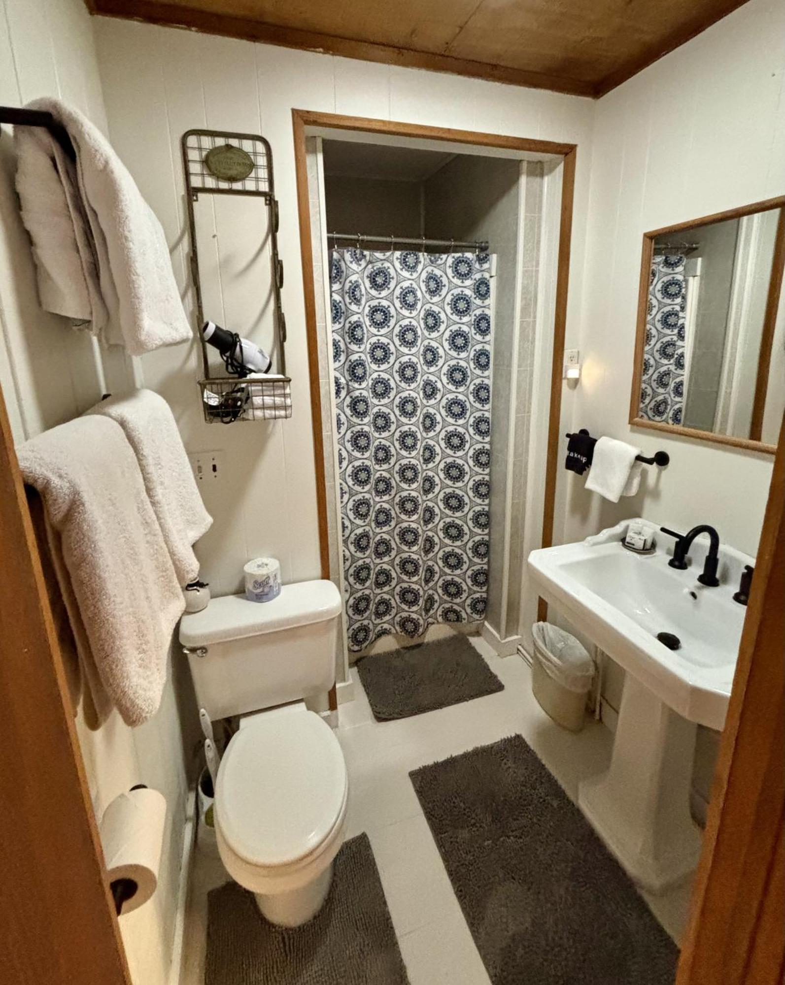 The Iris Garden Downtown Cottages And Suites Нэшвилл Номер фото