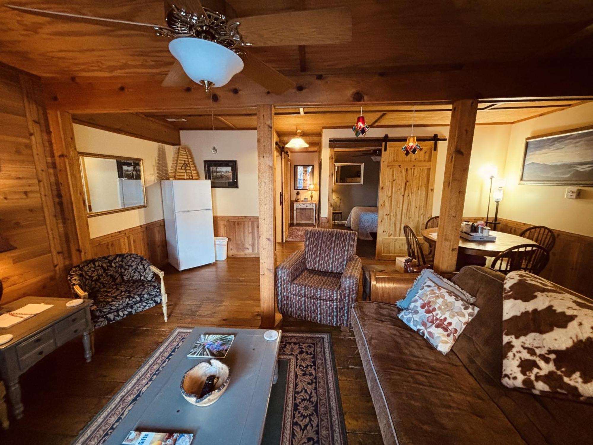 The Iris Garden Downtown Cottages And Suites Нэшвилл Номер фото