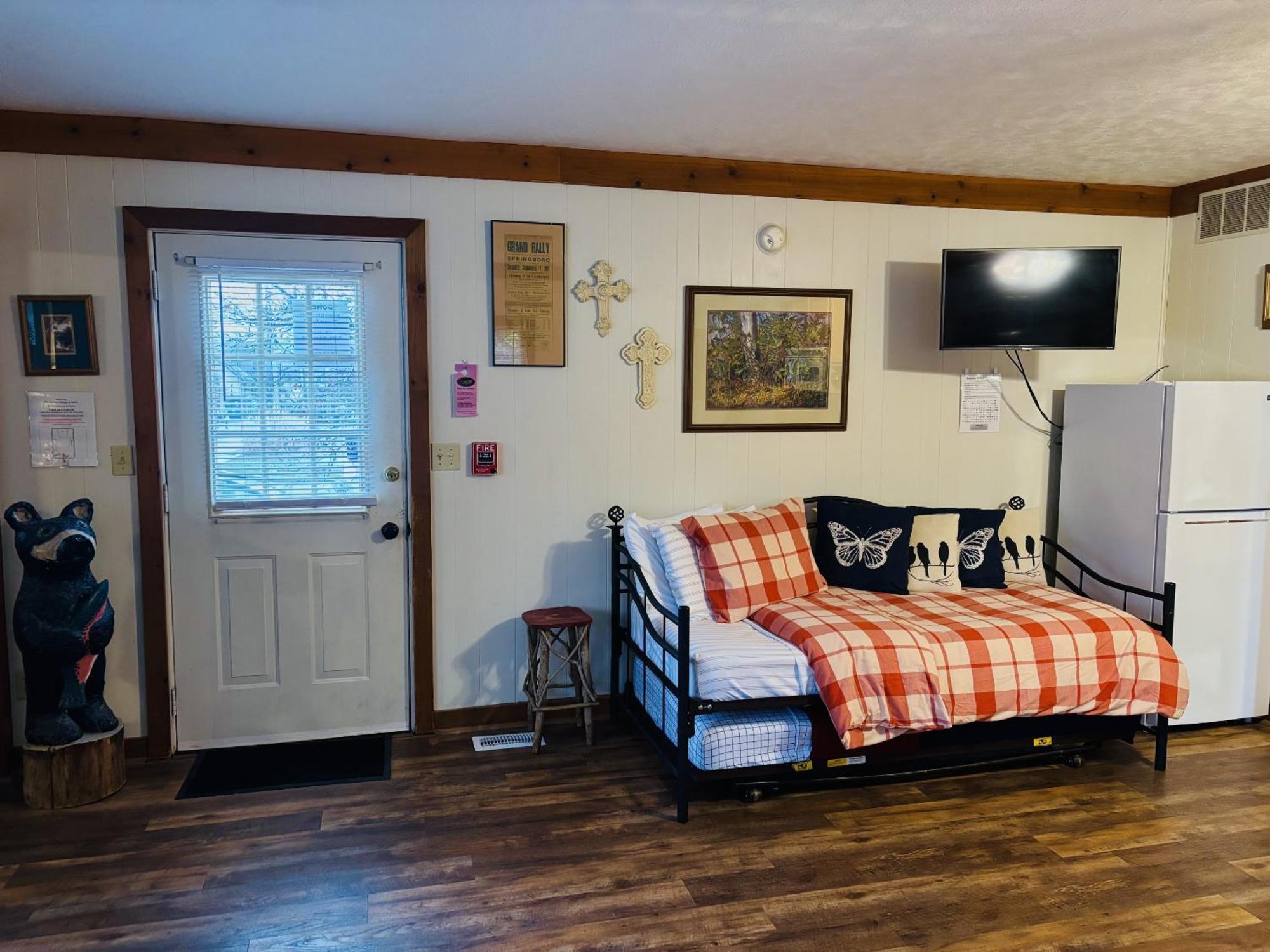 The Iris Garden Downtown Cottages And Suites Нэшвилл Номер фото