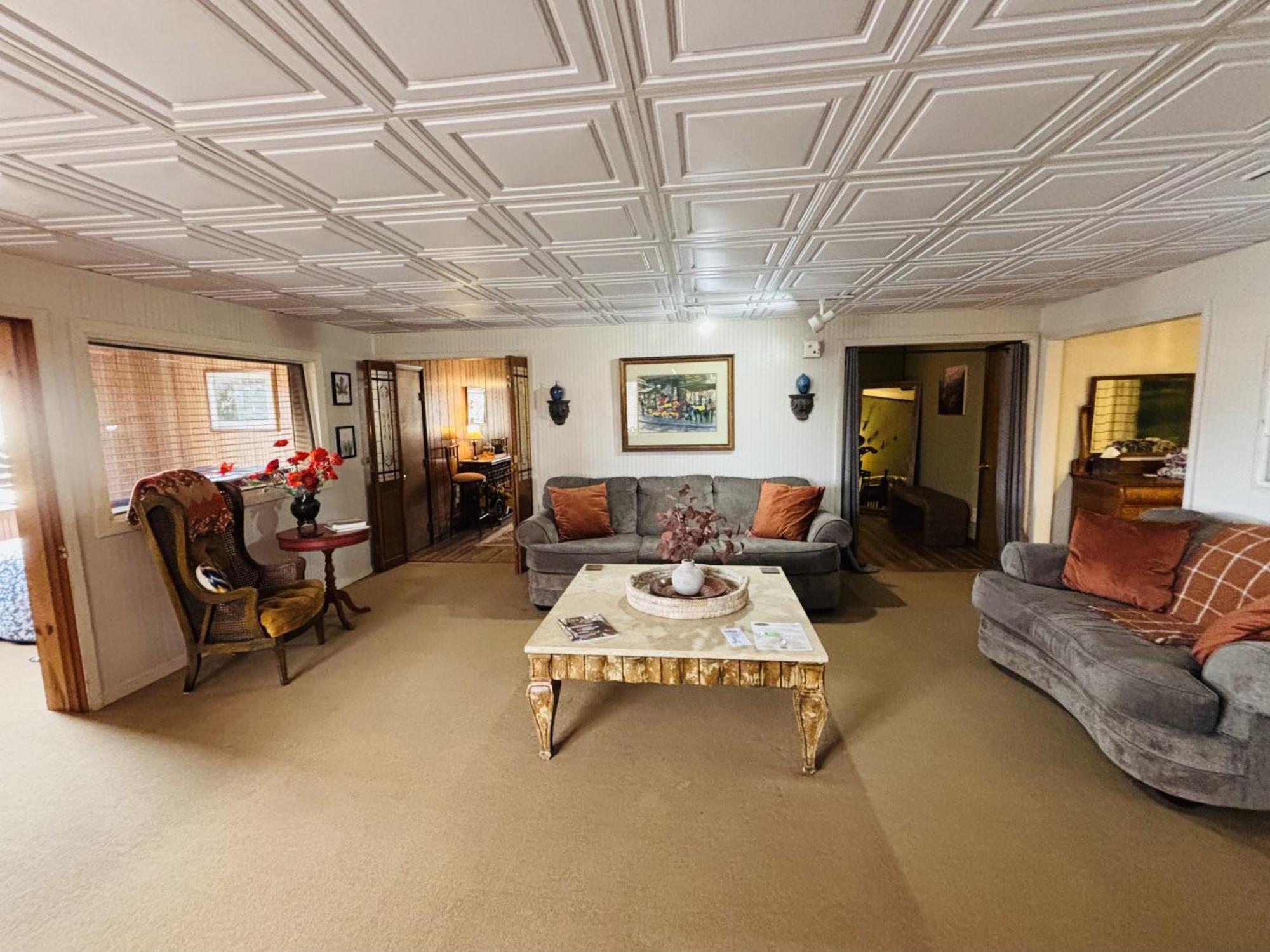 The Iris Garden Downtown Cottages And Suites Нэшвилл Номер фото